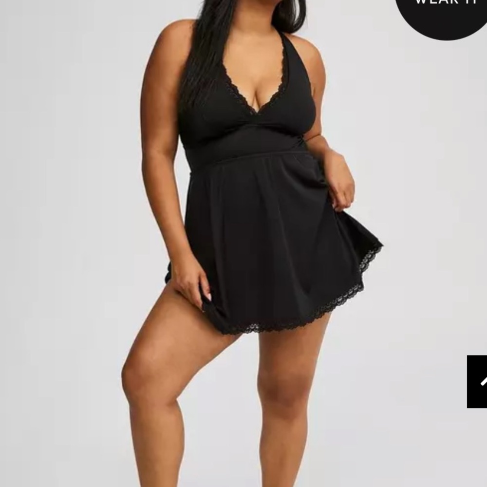 Torrid black lace wireless swim dress with attached brief Size 2 (2X 18/20)